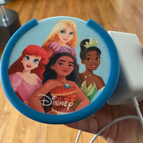 Amazon echo pop kids Disney - Picture 6 of 6